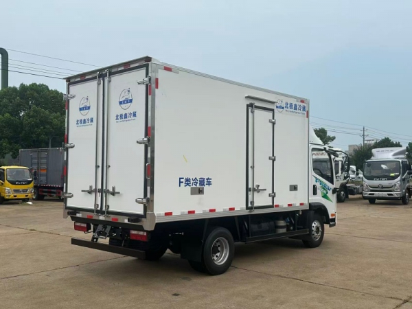 （4.2米）解放虎6G插电式混合动力冷藏车