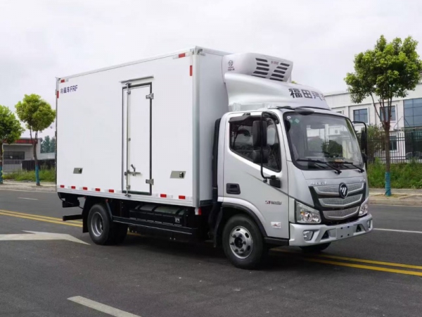 （4.2米）福田欧马可CNG天然气冷藏车