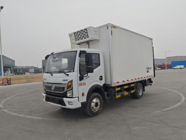 （4.2米）东风凯普特纯电动冷藏车
