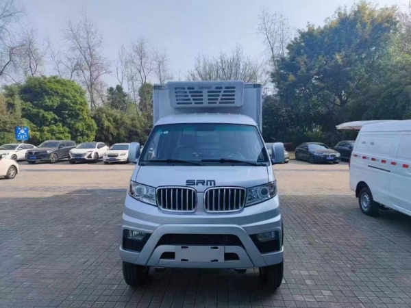 （3.5米）华晨鑫源T50-EV纯电动冷藏车