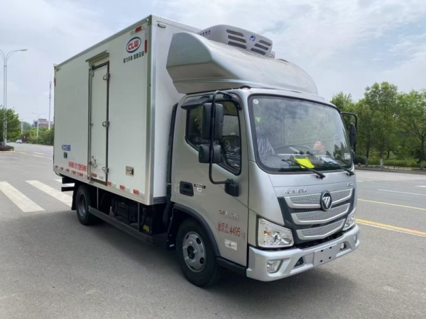 福田欧马可4米2蓝牌冷藏车